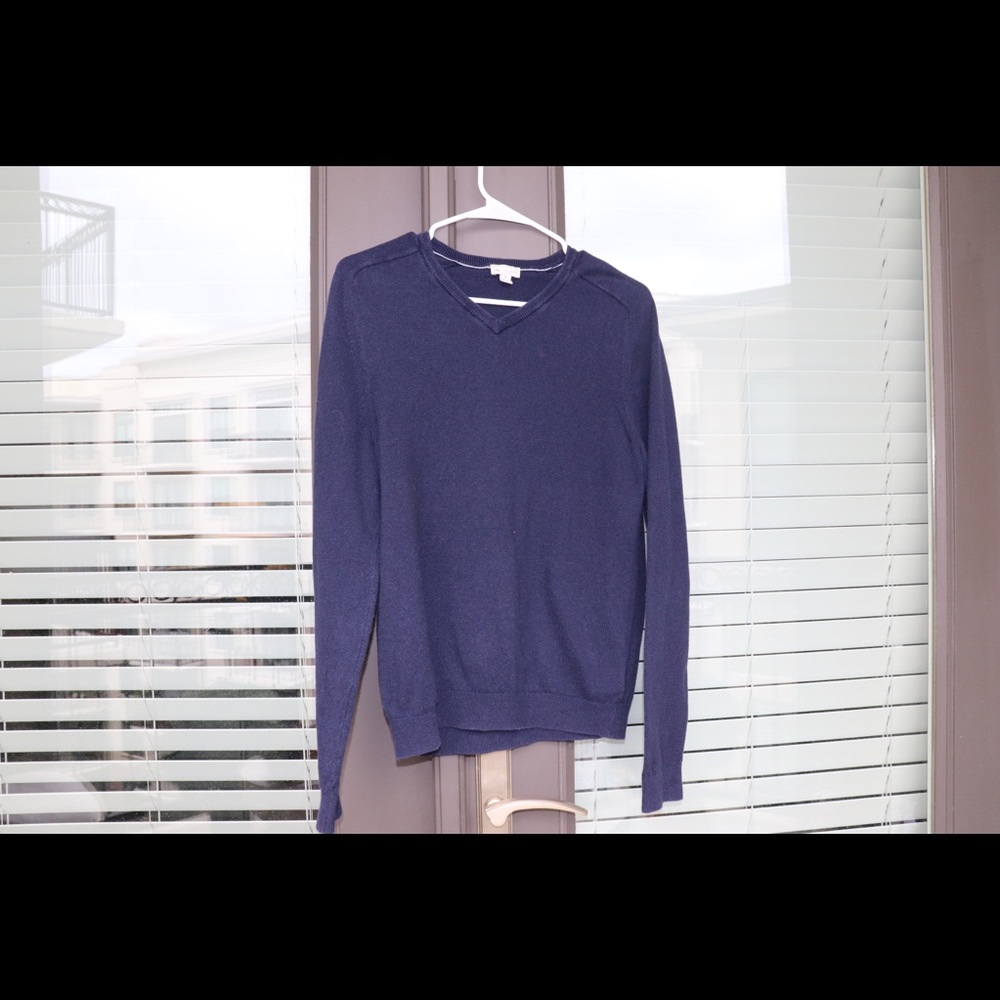 GAP Men’s Navy Sweater